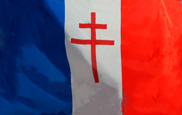 cruz de francia con la cruz de Lorena tras vencer a los alemanes en la segunda guerra mundial